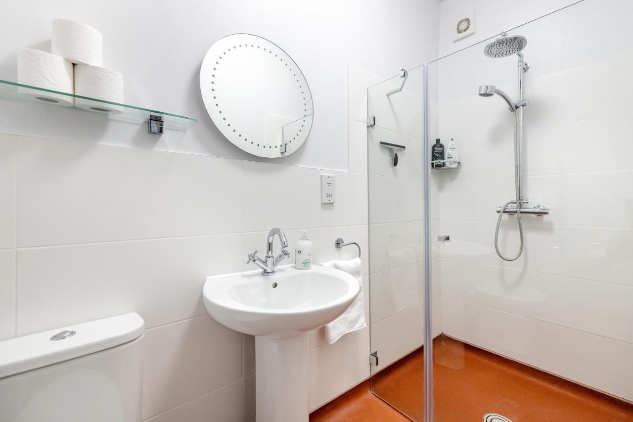 Stunning Georgian Apartment In Central Bath Eksteriør billede